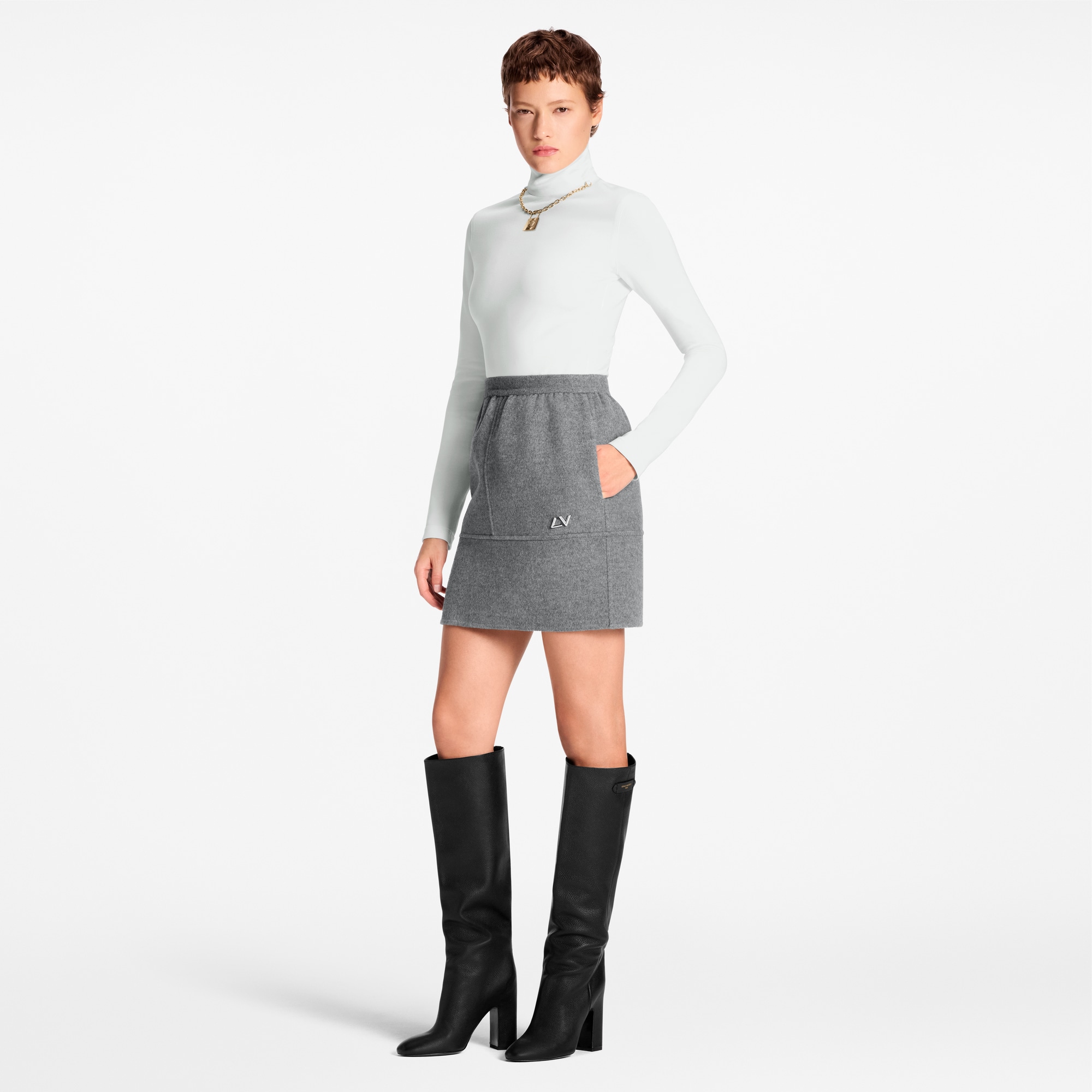 Padlock Necklace Long-Sleeved Top  in Wanita