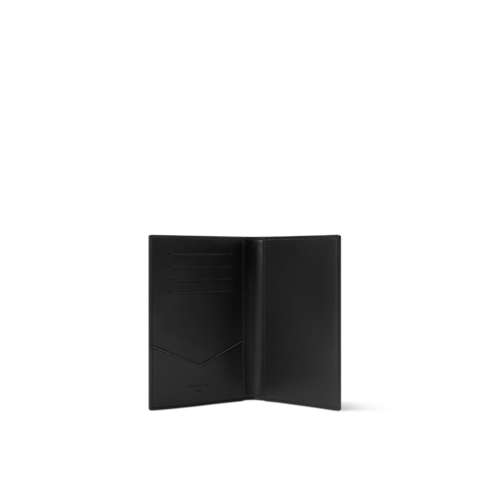 Passport Cover G72 in Pria's Travel Travel Accessories collections by Louis Vuitton (Perbesar produk)