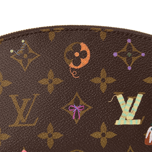 Pochette Cosmetique PM Monogram in Women's New In Women } collections by Louis Vuitton (Product zoom)