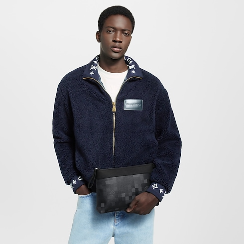 Pochette Voyage Souple worn view