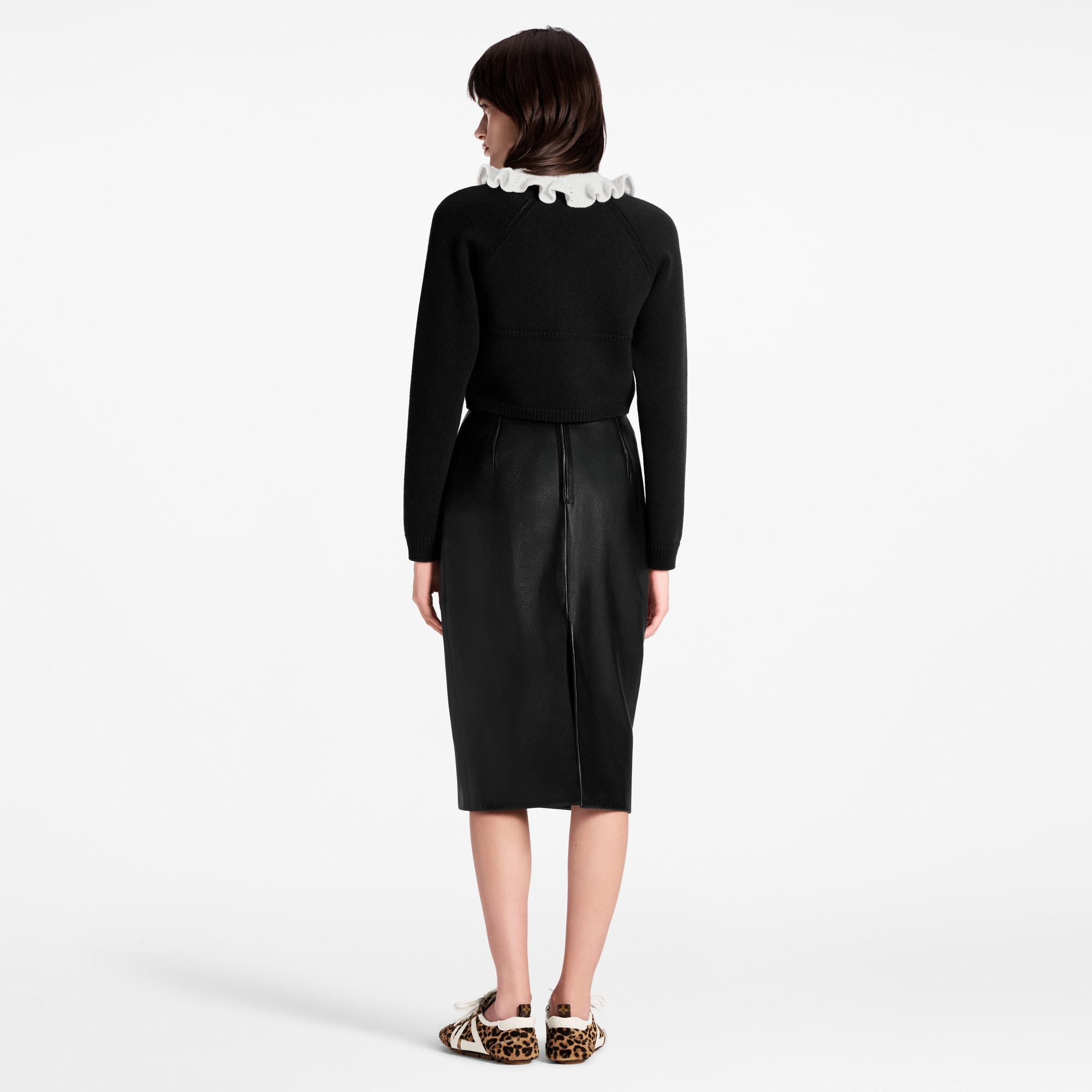 Ruffle Collar Cardigan  in Wanita