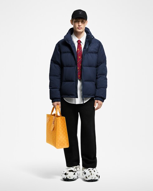 G71 남성 가방 신제품 삭 플라 24H | 루이비통 공식 온라인 스토어®