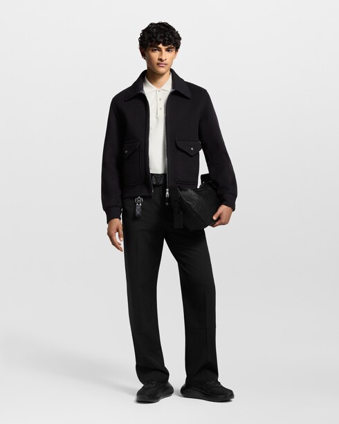 รองเท้าผ้าใบรุ่น Show Up in ผู้ชาย's รองเท้า รองเท้าผ้าใบสำหรับผู้ชาย collections by Louis Vuitton