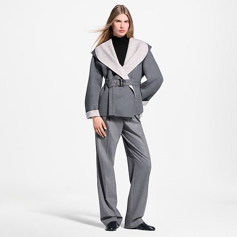 Signature Short Hooded Wrap Coat in Wanita's Pakaian Mantel dan Jaket collections by Louis Vuitton (Perbesar produk)