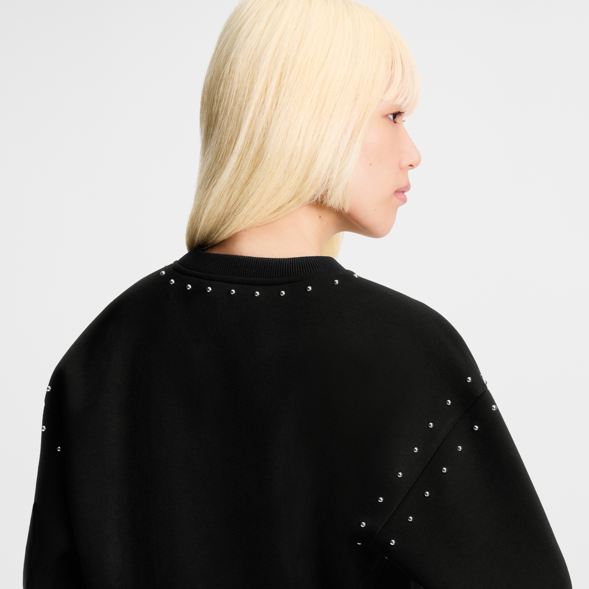 Signature Stud Sweater  in Wanita