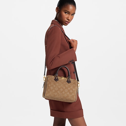 Speedy Bandoulière 25 Monogram Empreinte in Wanita's Tas Tangan Tas Tangan Untuk Wanita collections by Louis Vuitton (Perbesar produk)