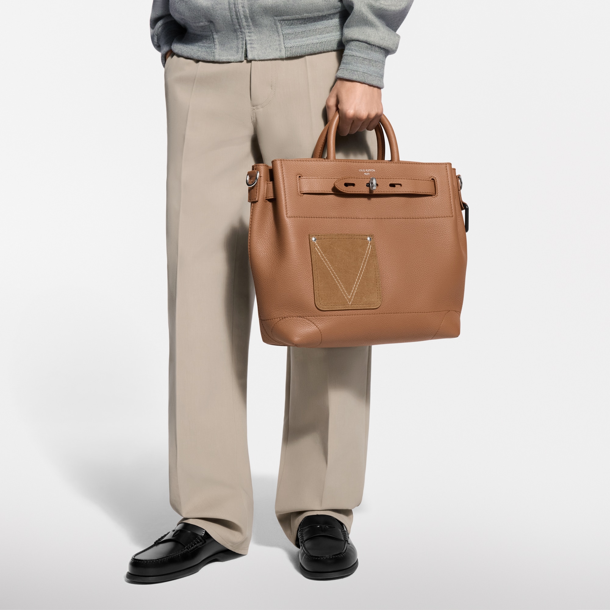 Steamer 30 H38 in Tas dan Aksesori Kulit