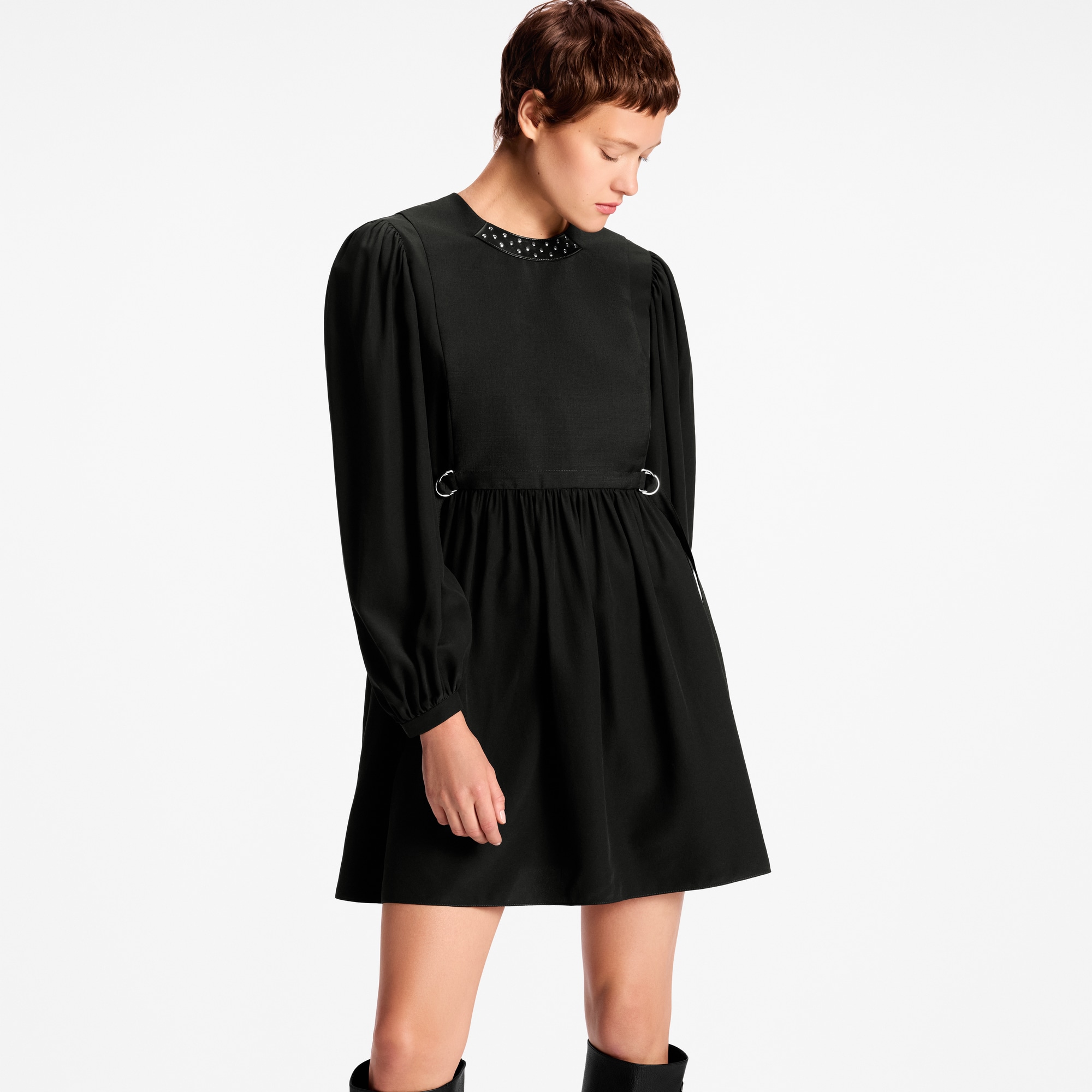 Stud Collar Long-Sleeved Dress  in Wanita