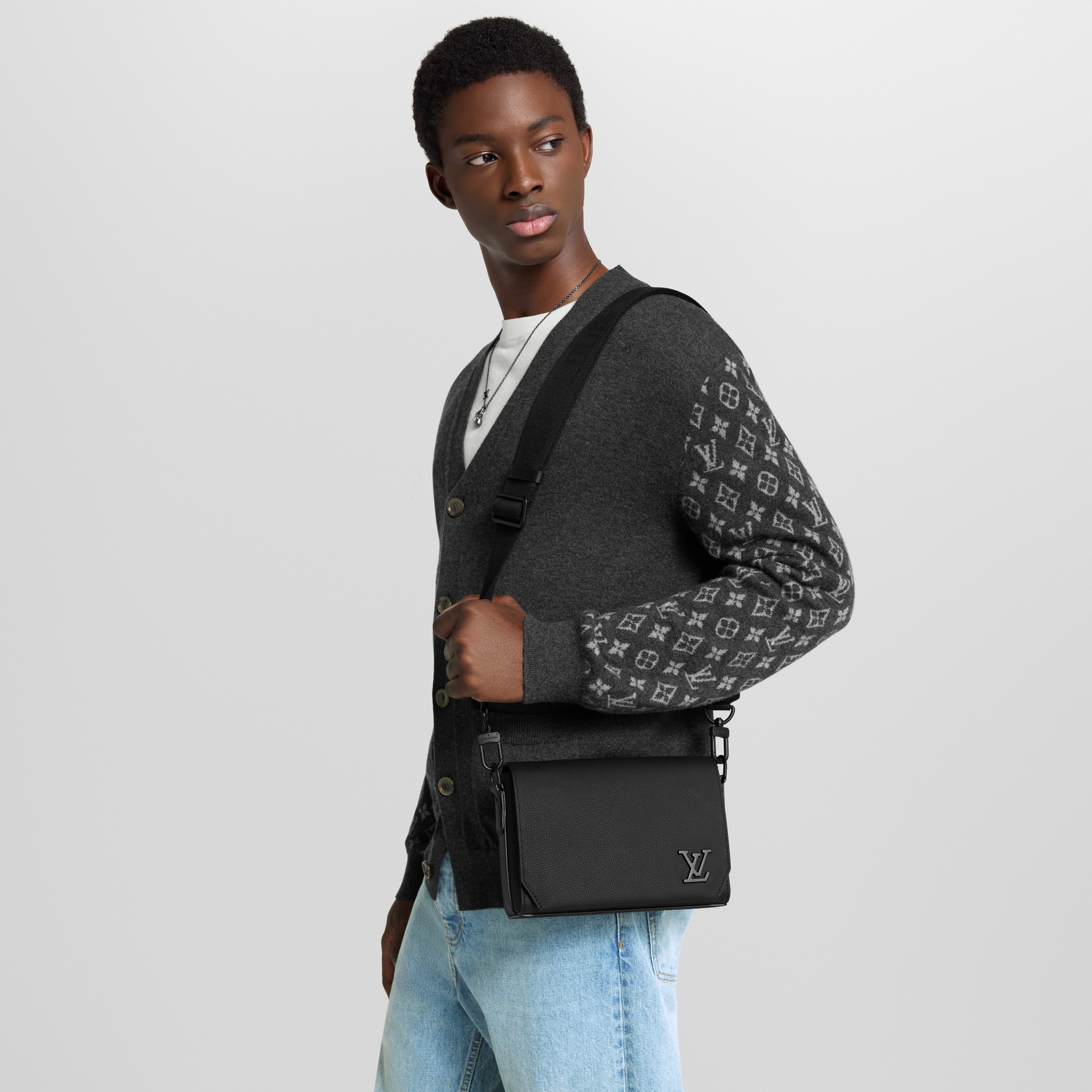 Takeoff Messenger PM LV Aerogram in Pria