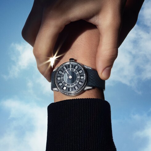 Tambour Spin Time, Automatic, 39.5mm, White gold in Watches's All Watches } collections by Louis Vuitton