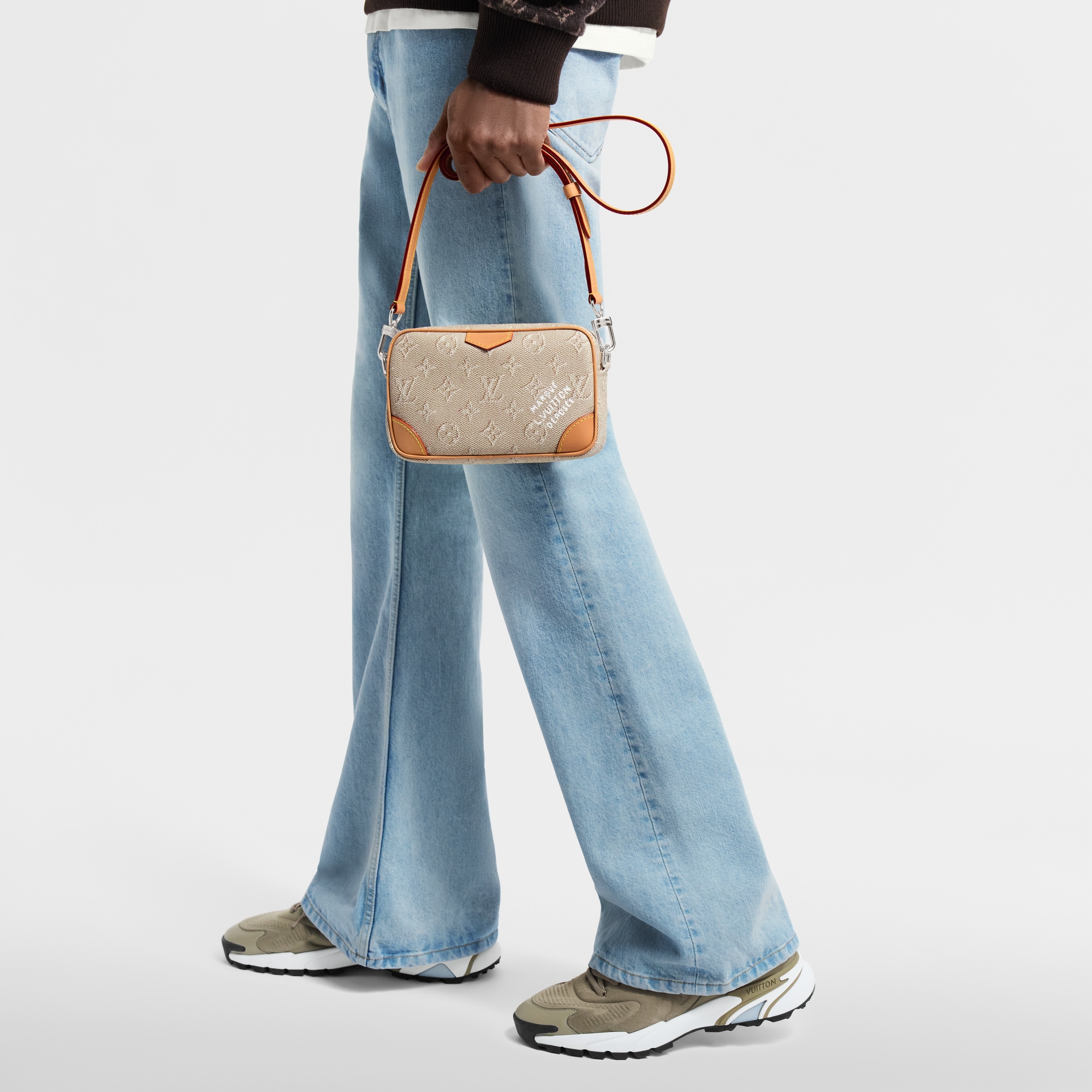 Trocadéro Wearable Wallet Monogram Other in Pria