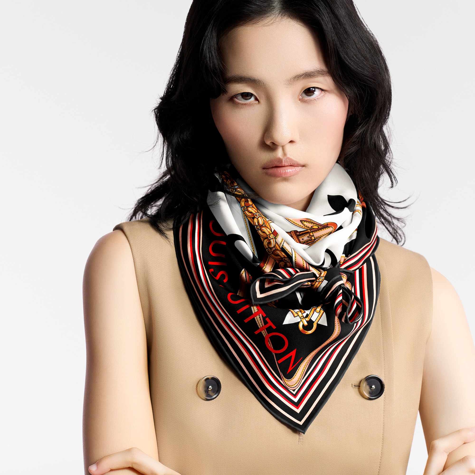 Ultimate Monogram Square 90 S00 in Wanita