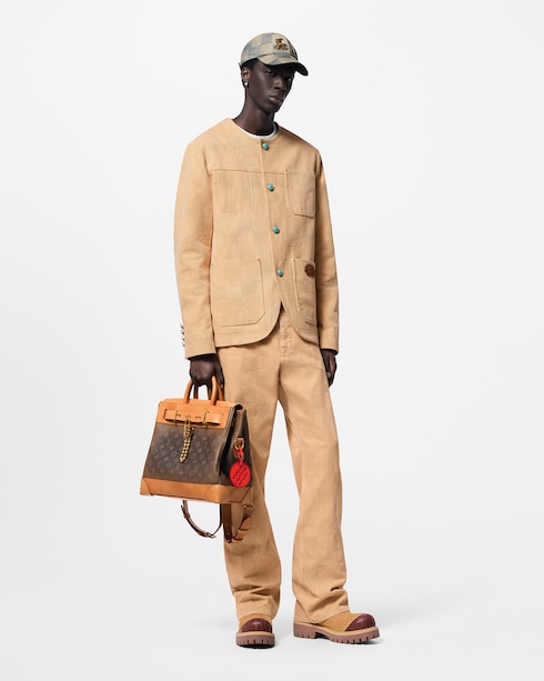 Washed 3D Cap . in Men's Accessories Hats, Beanies and Gloves collections by Louis Vuitton