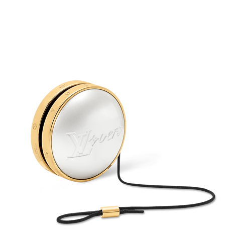 Yoyo S00 in Trunks, Travel and Home's Sport and Games } collections by Louis Vuitton (Perbesar produk)